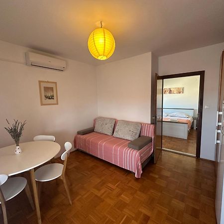 Apartments Iva Pakoštane Eksteriør bilde