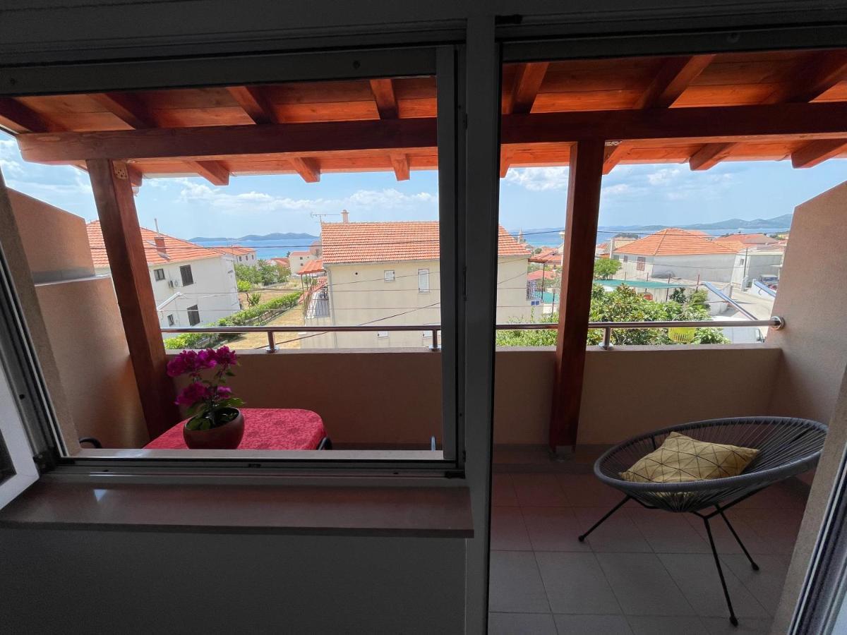 Apartments Iva Pakoštane Eksteriør bilde